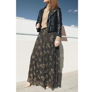 ZARA Limited Edition Embroidered skirt- NWT